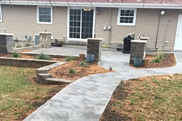 Far view of the backyard patio